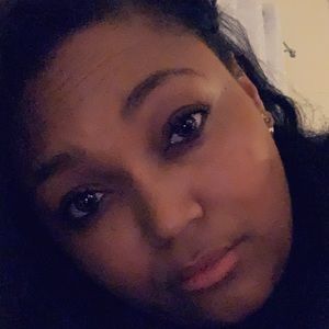 Meet your Posher, Denisa